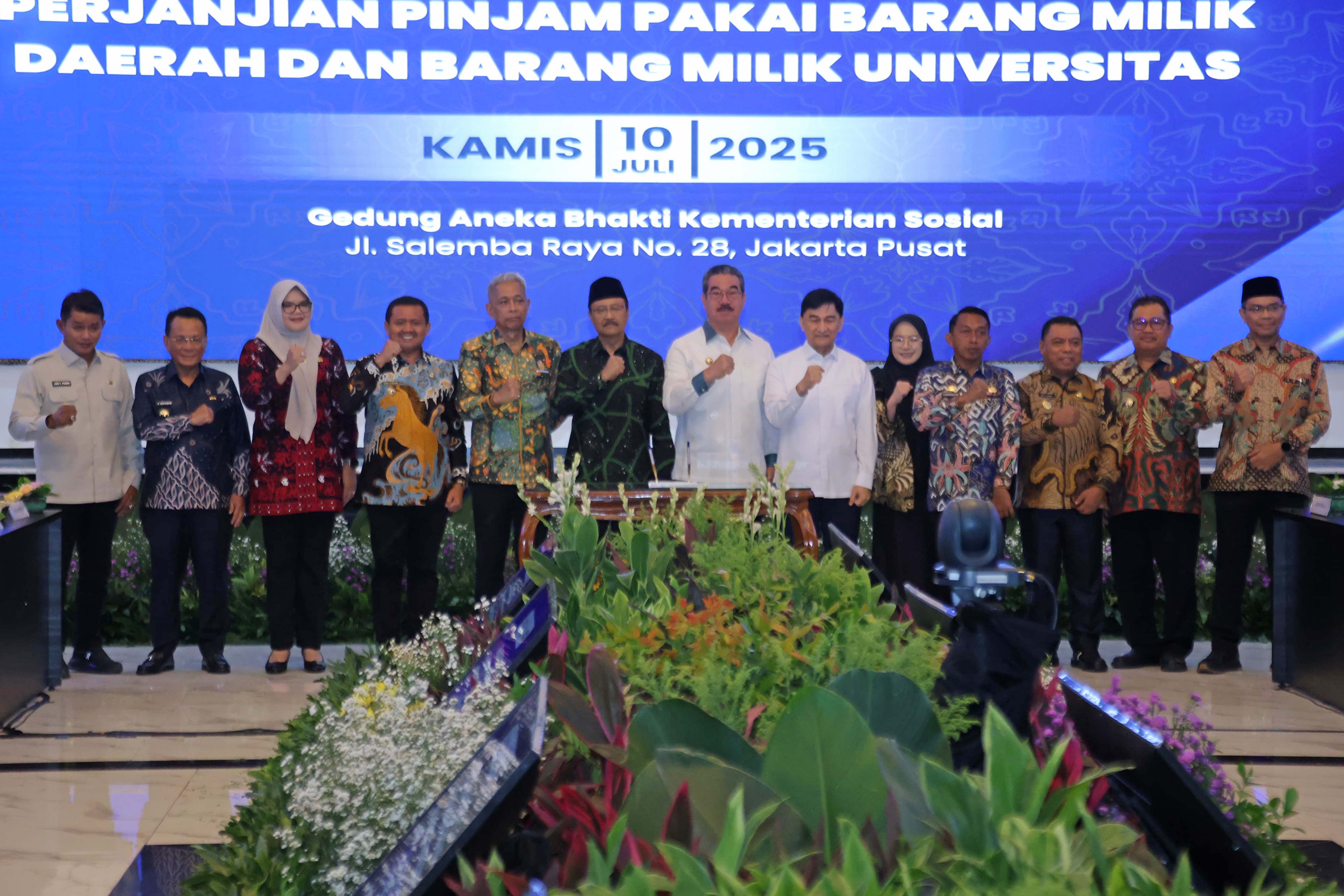 Foto Bersama Kemetrian Sosial Republik Indonesia