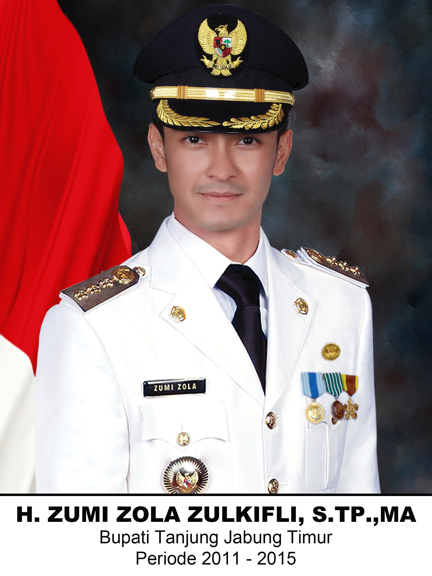 Zumi Zola Zulkifli, S.TP, M.A