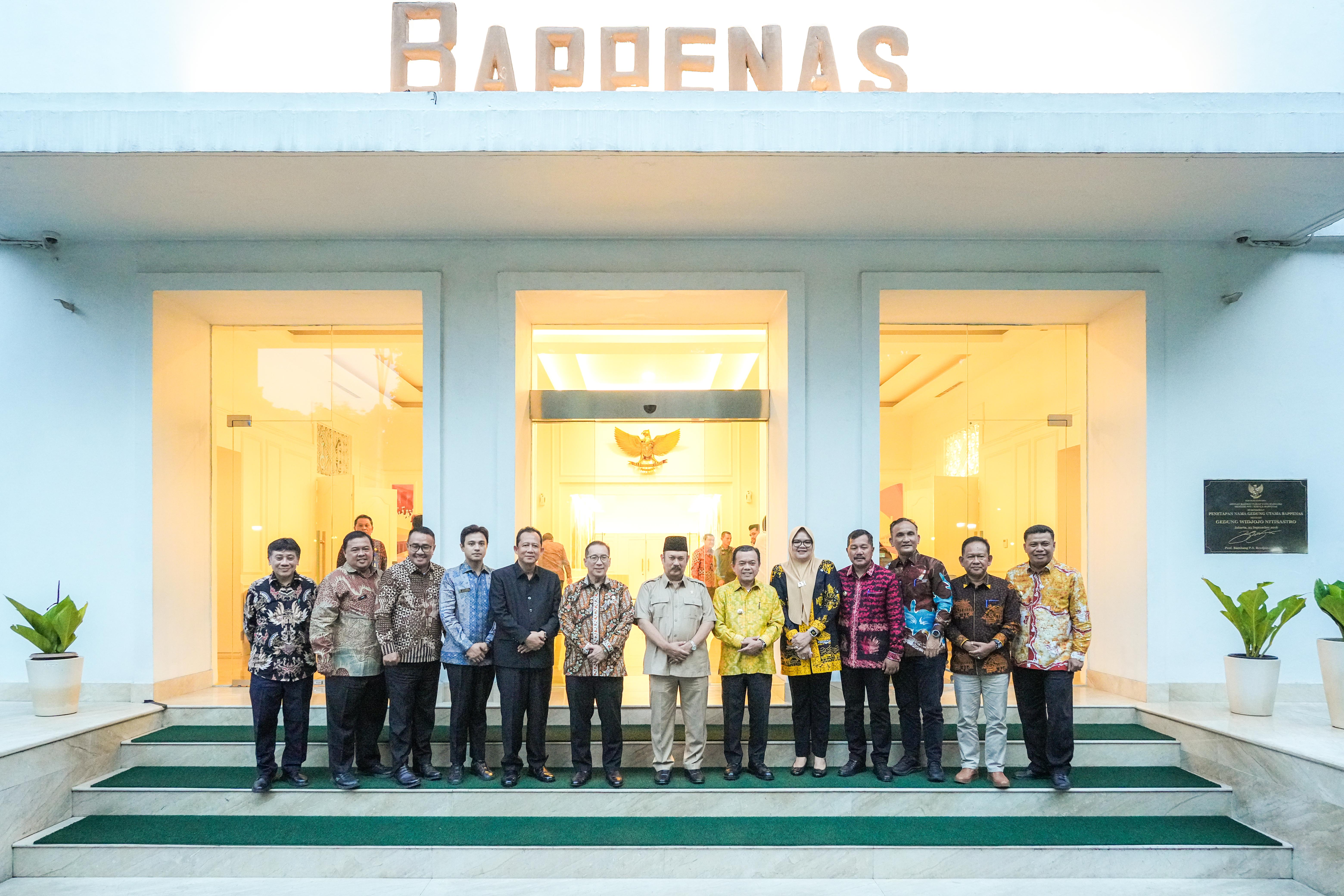 Foto bersama Menteri PPN/Kepala Bappenas RI