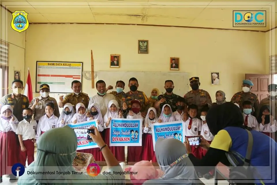 Bupati Tinjau Vaksinasi Covid-19 untuk Anak Kecamatan Mendahara Ulu