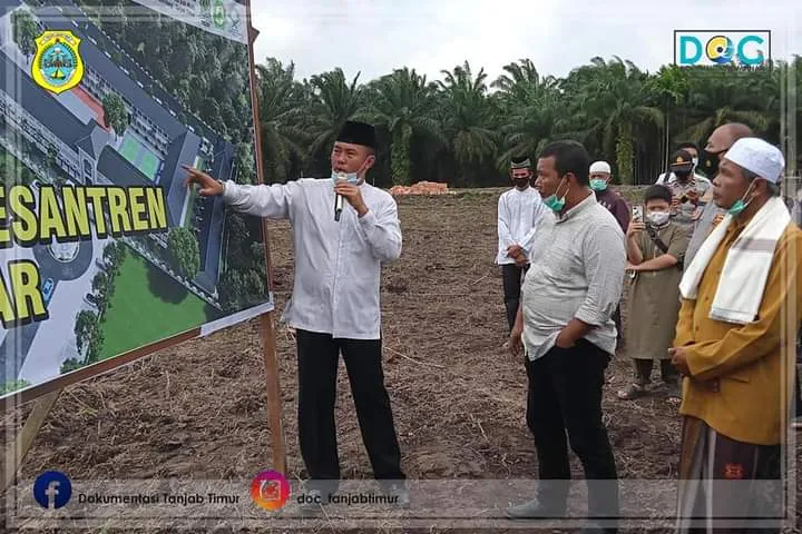 Bupati Letakkan Batu Pertama Pembangunan Ponpes Al-Kautsar.   