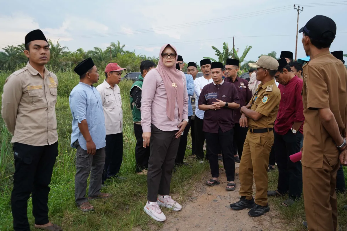 Bupati dan Wakil Bupati Tanjab Timur Tinjau Infrastruktur di Kecamatan Berbak