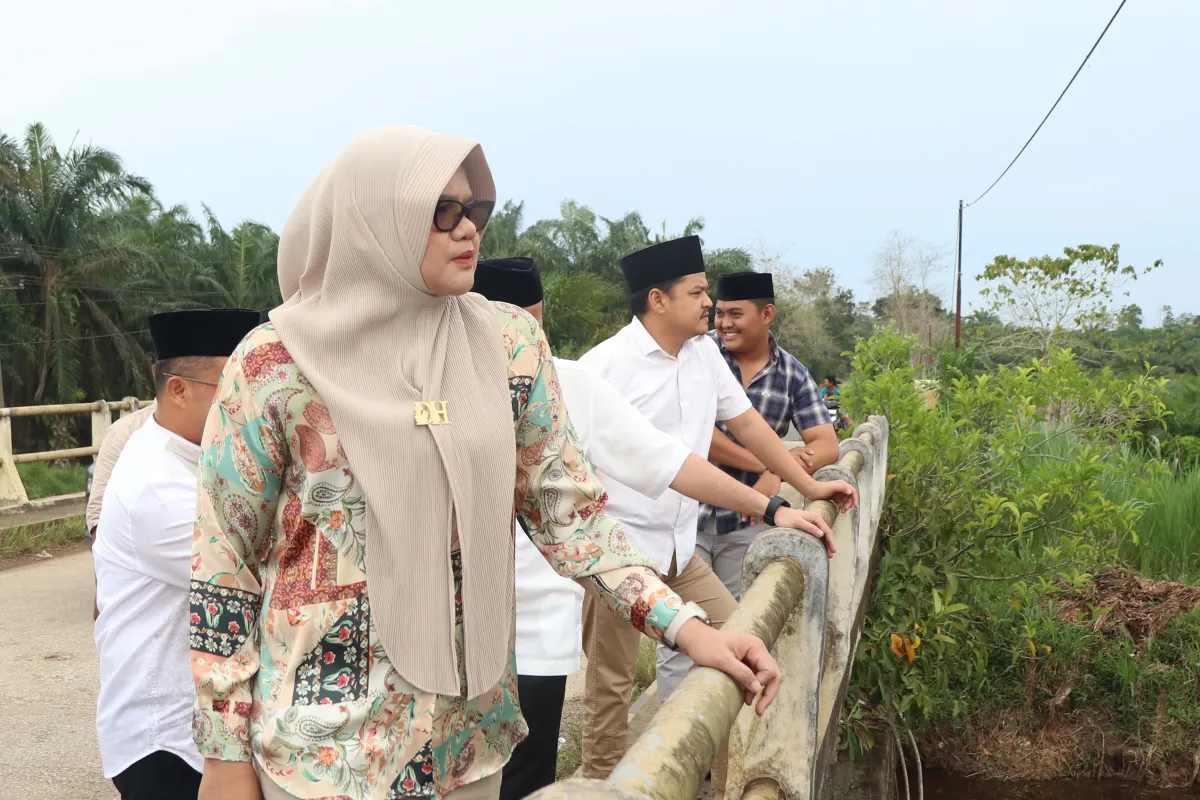 Bupati dan Wakil Bupati Tanjab Timur Monev Pembangunan di Kecamatan Geragai