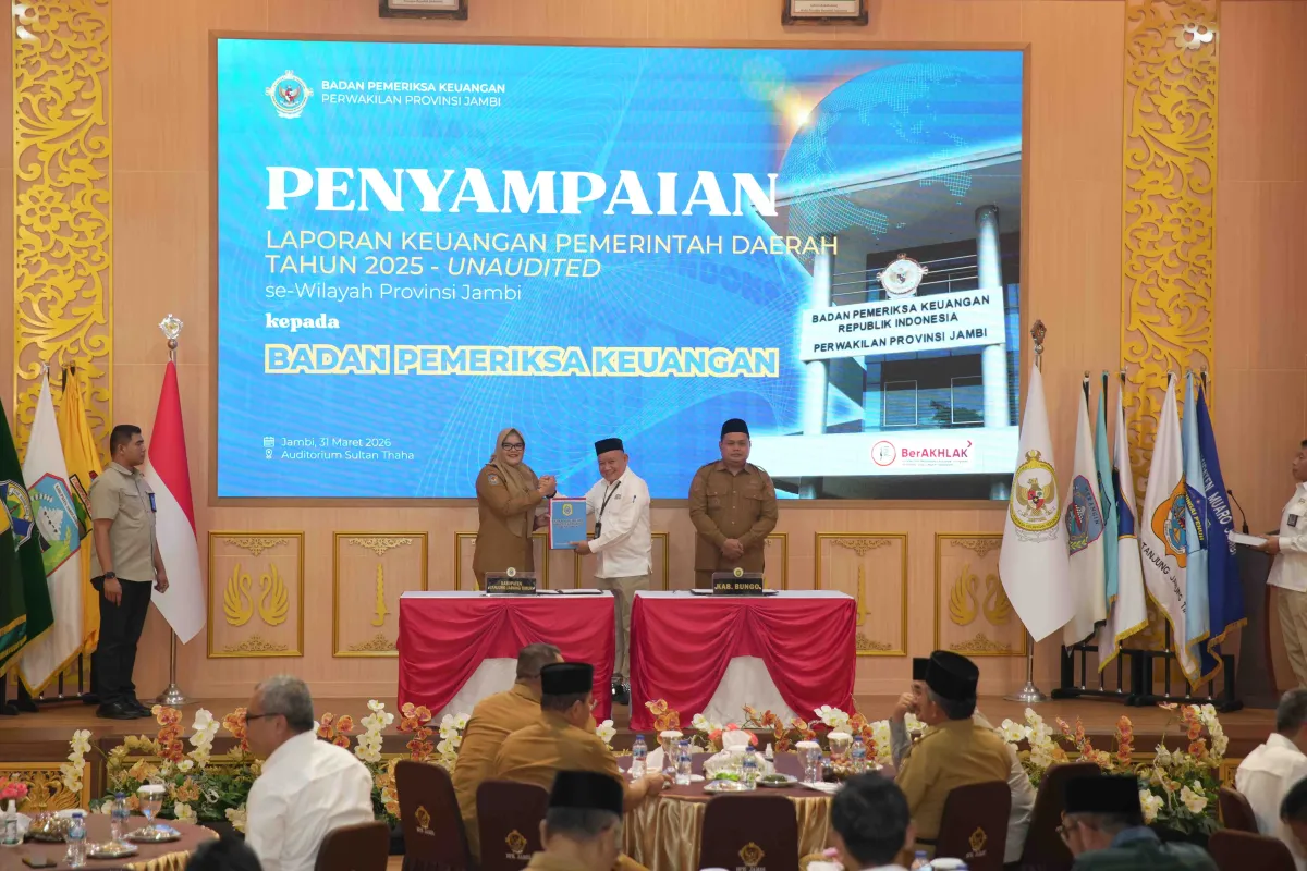 Bupati Tanjabtim Serahkan LKPD tahun 2025 ke BPK RI Perwakilan Provinsi Jambi