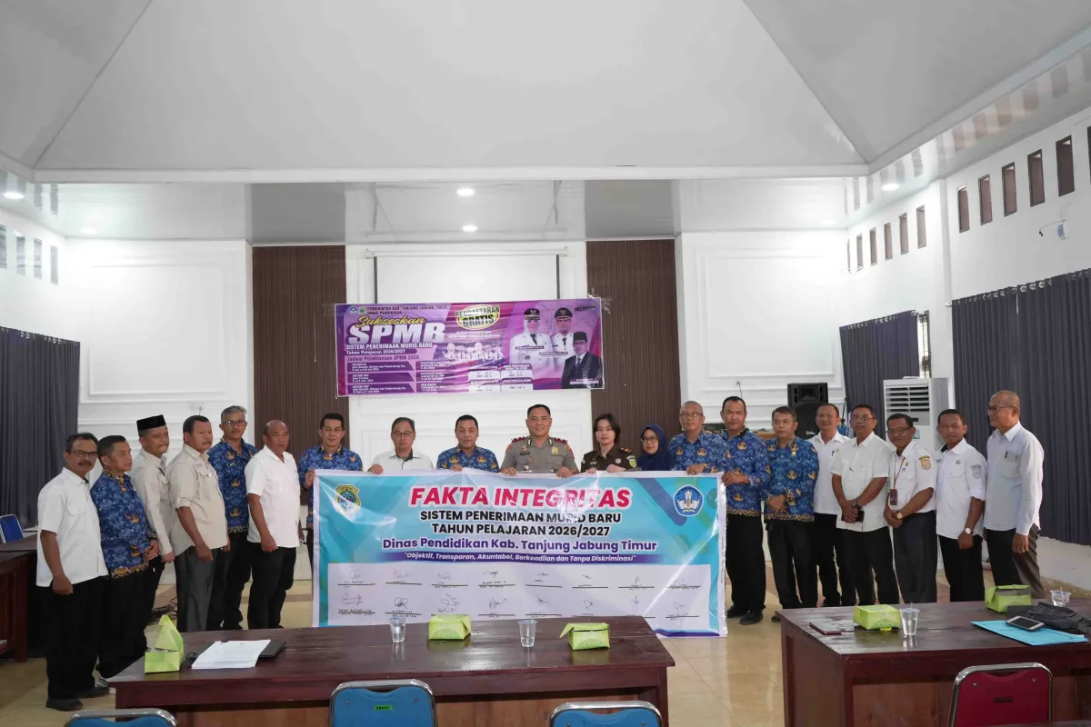 Sekda Tanjung Jabung Timur Buka Sosialisasi SPMB dan Tanda Tangani Fakta Integritas Tahun Pelajaran 2026/2027