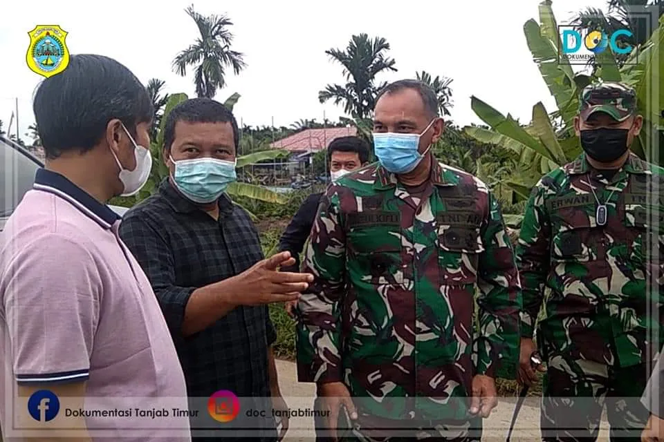 Bupati Dampingi Danrem 042/ Gapu Tinjau Pelaksanaan Vaksin