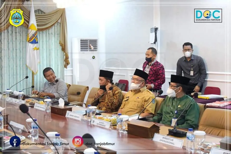 Bupati Hadiri RUPS Bank 9 Jambi