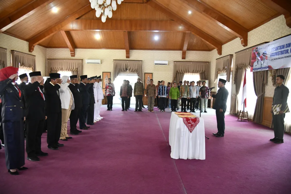 Sekda Lantik Pejabat Administrator, Pengawas, dan Fungsional Tertentu