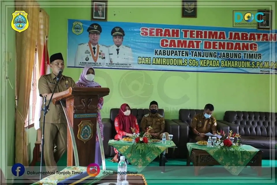  Asisten I Pimpim Sertijab Camat Dendang