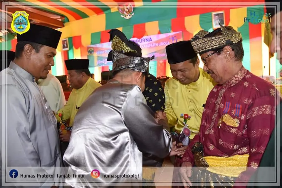 Bupati Hadiri Sidang Paripurna HUT Kabupaten Lingga 
