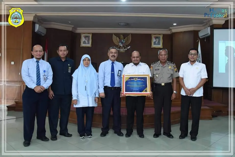 Raih WTP, Kementerian keuangan Hadiahi Penghargaan