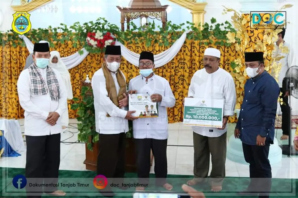 Wabup Dampingi Wagub Jambi Peringati Maulid Nabi