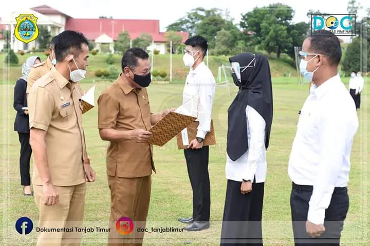 Sekda Serahkan SK CPNS Formasi Tahun 2019