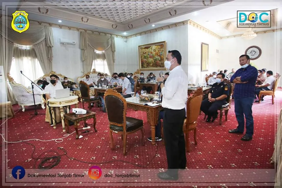 Bupati Buka Rakor Ekspor Pinang Melalui Pelabuhan Muara Sabak