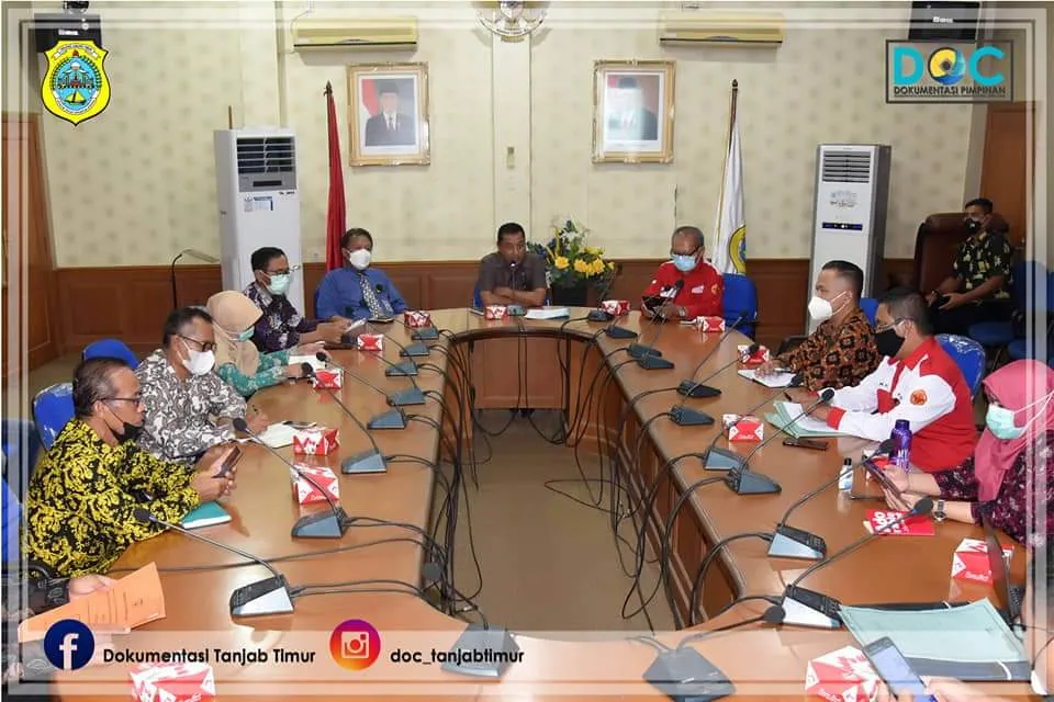 Sekda Pimpin Rapat Lokus KKN Mahasiswa Unja