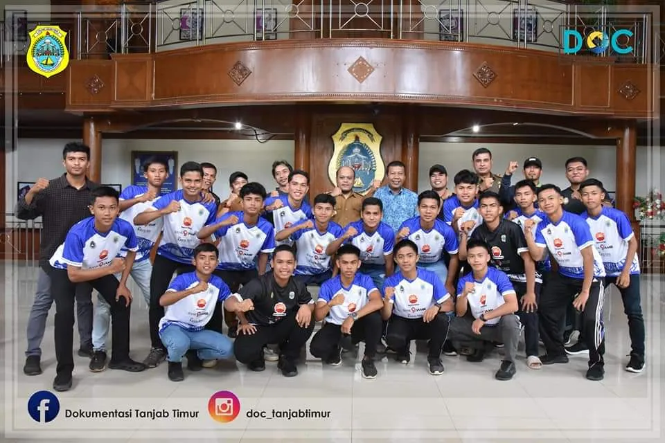 Bupati Dan Wabup Lepas Kontingen POPDA Jambi 2022