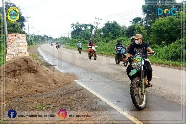    Wabup Lepas Peserta Latber Baksos dan Temu Kangen