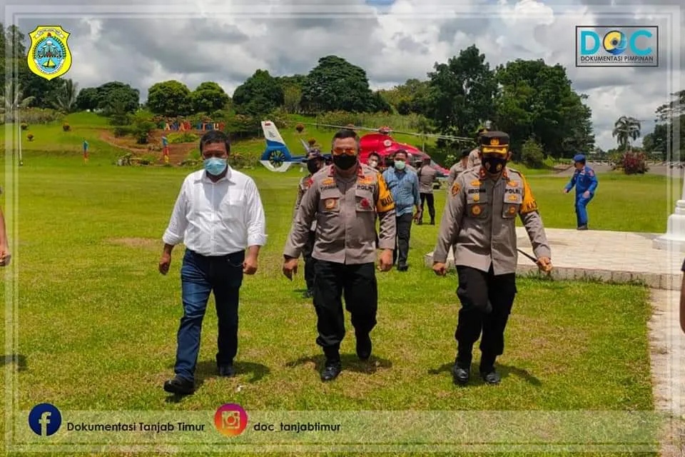 Bupati Dampingi Waka Polda Jambi Tinjau Vaksin di Polres Tanjabtim