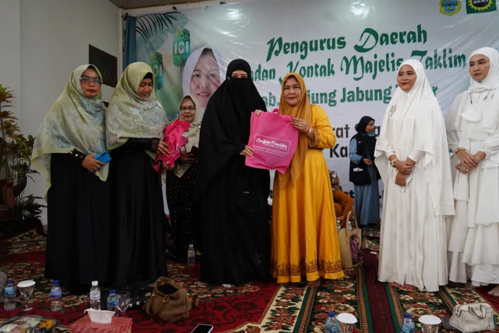 PKK dan BKMT Gelar Pengajian Akbar