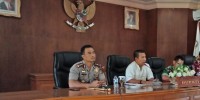 Pecat Camat, Jika Karhutla Masih Terjadi   